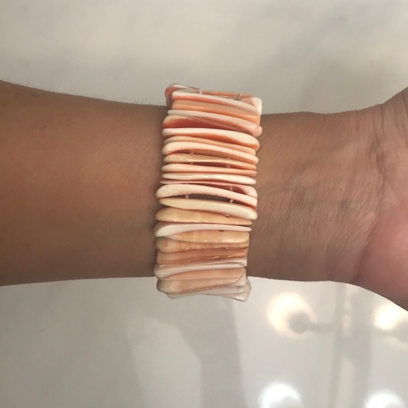 🌺Hawaiian🌺 seashell bracelet - Picture 2 of 4